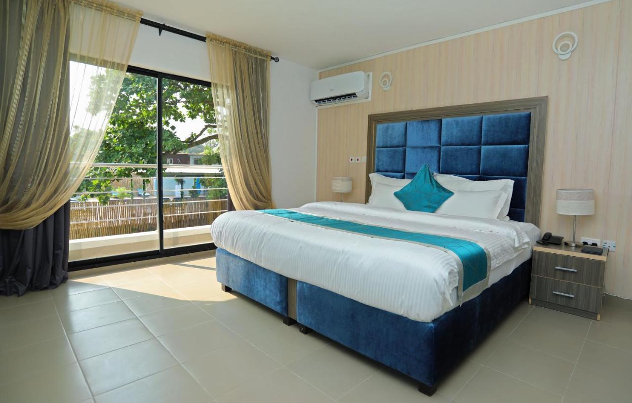 Riviera Suites Lagos Exterior photo